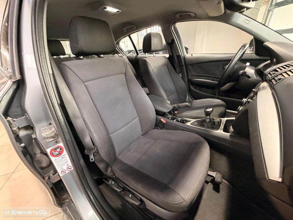 BMW 118 d Pack M - 10