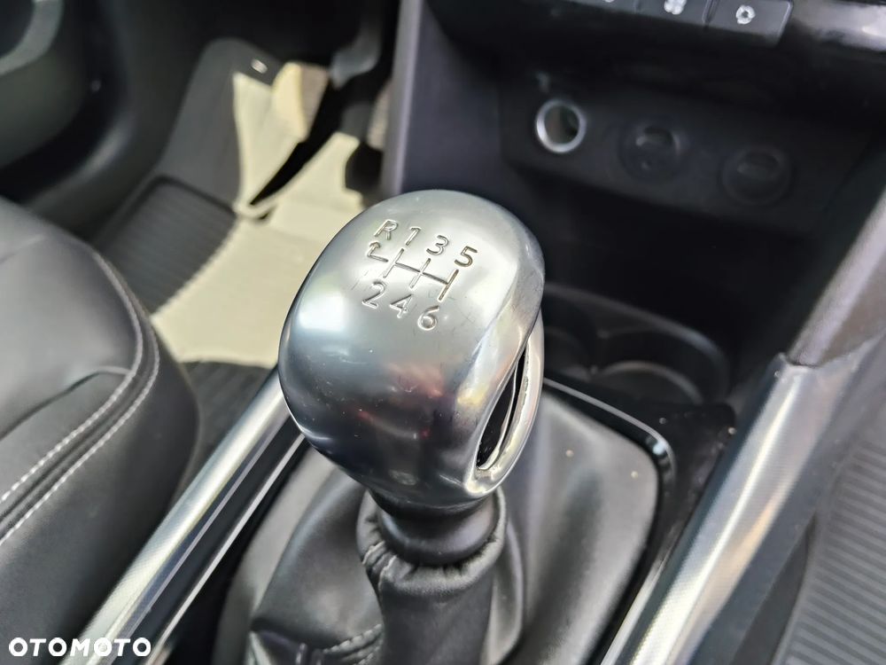 Peugeot 2008 e-HDi FAP 115 STOP & START Allure - 35