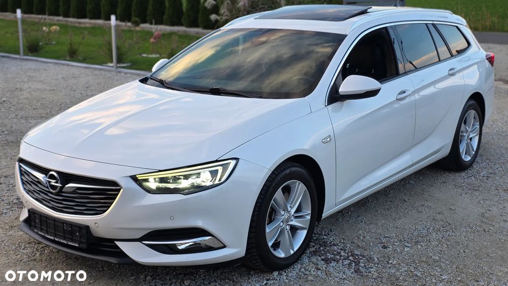 Opel Insignia - 2