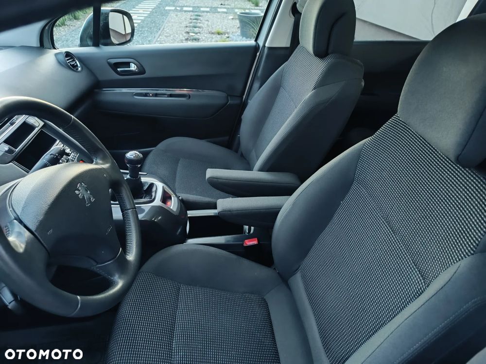 Peugeot 5008 1.6 Active 7os - 24