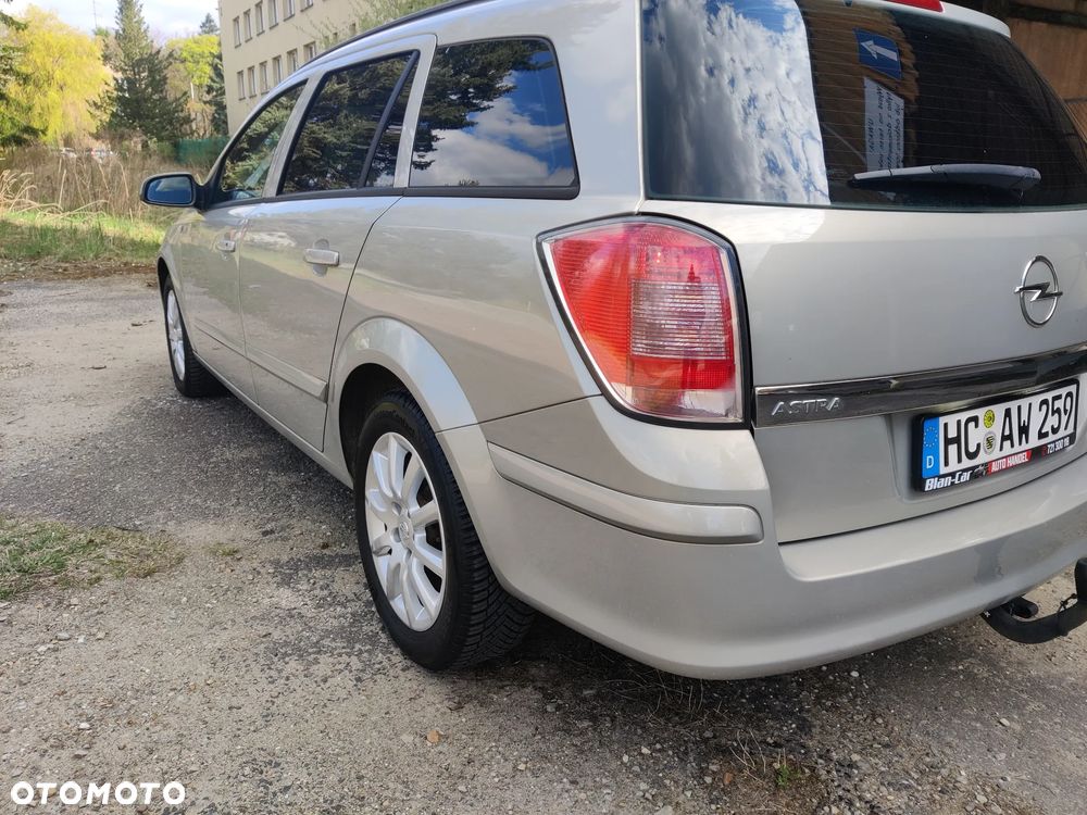 Opel Astra 1.6 Color Edition - 14