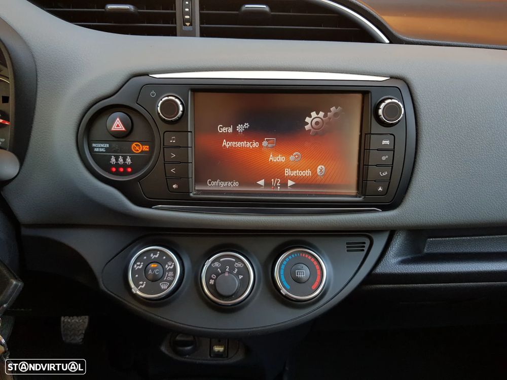 Toyota Yaris 1.4 D-4D Sport+Navi - 19