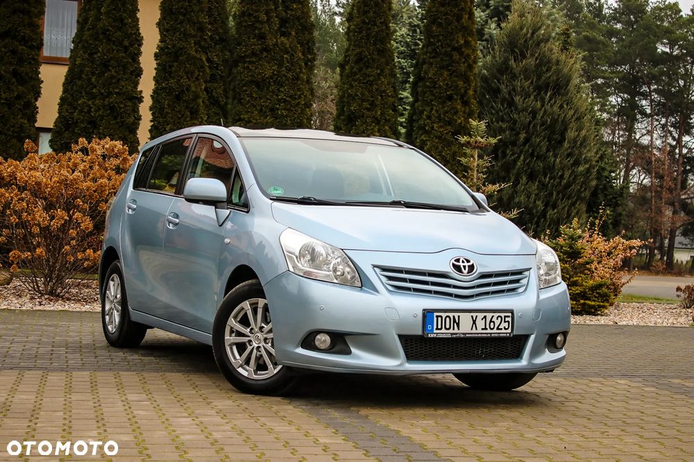 Toyota Verso 2.0 D-4D Executive - 1