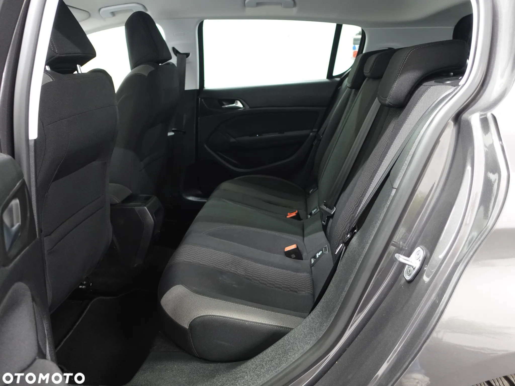 Peugeot 308 1.6 BlueHDi Style S&S - 24