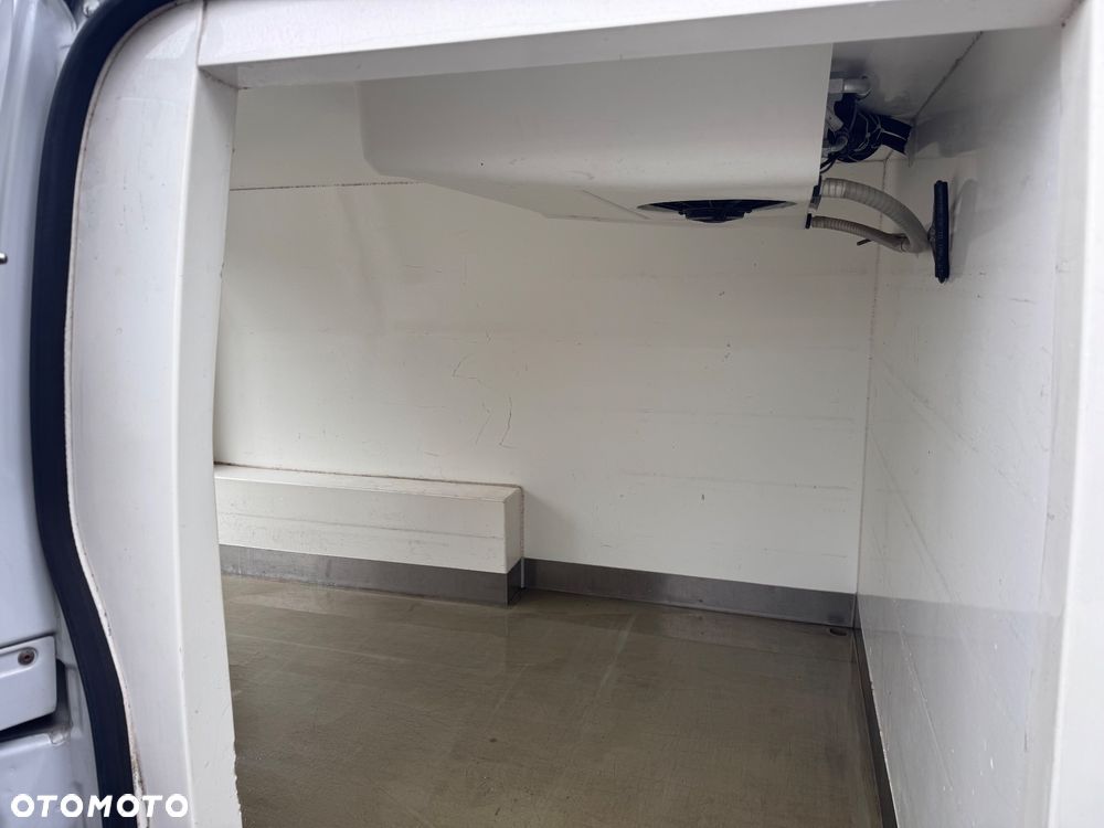 Mercedes-Benz VITO - 5