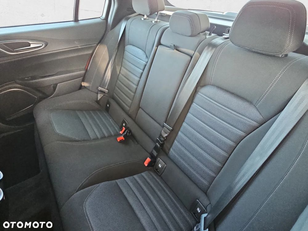 Alfa Romeo Giulia 2.0 Turbo Super - 20