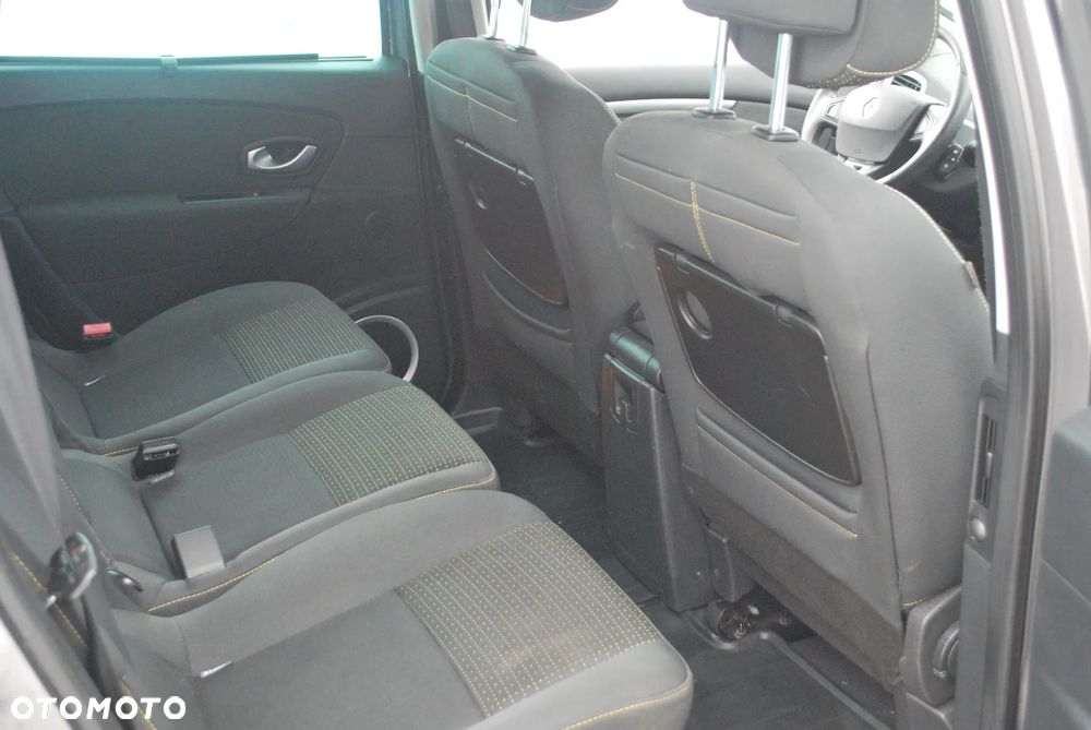 Renault Grand Scenic - 9