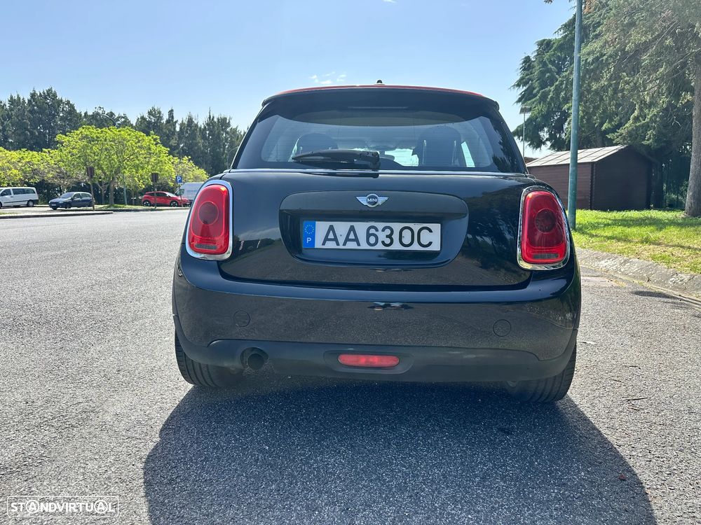 MINI 3 Portas One D - 6