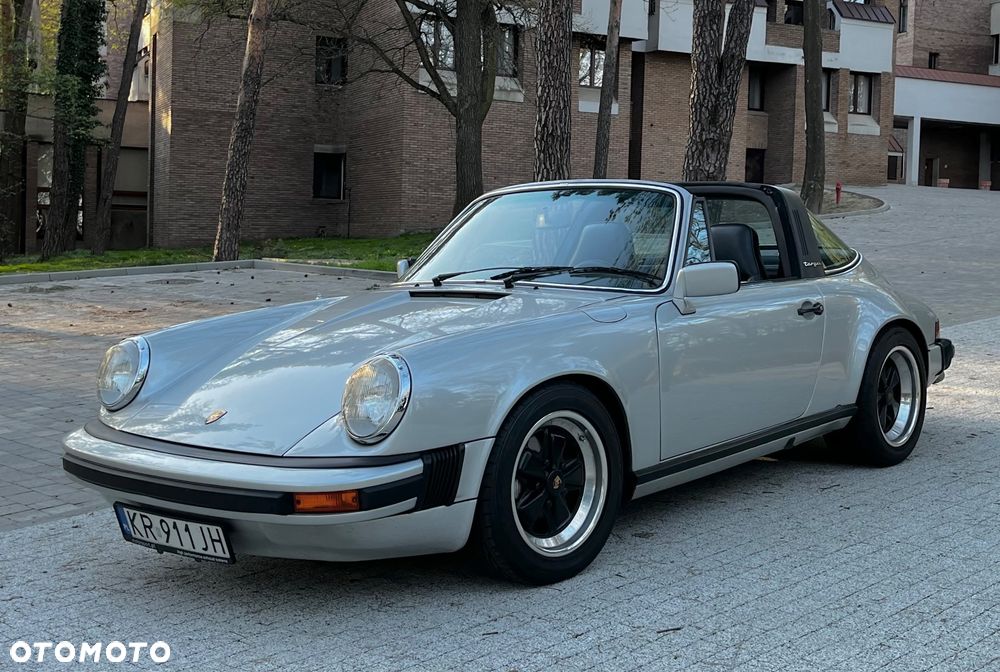Porsche 911 - 4