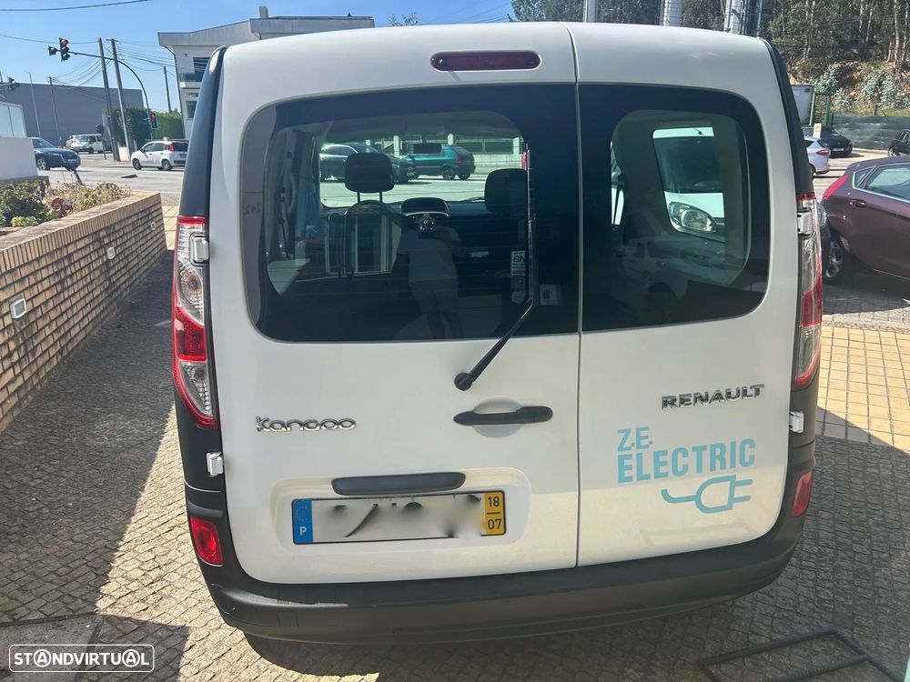 Renault Kangoo Z.E. 33 - 11