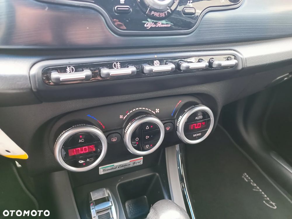Alfa Romeo Giulietta 1.4 TB 16V Multiair TCT Turismo - 18