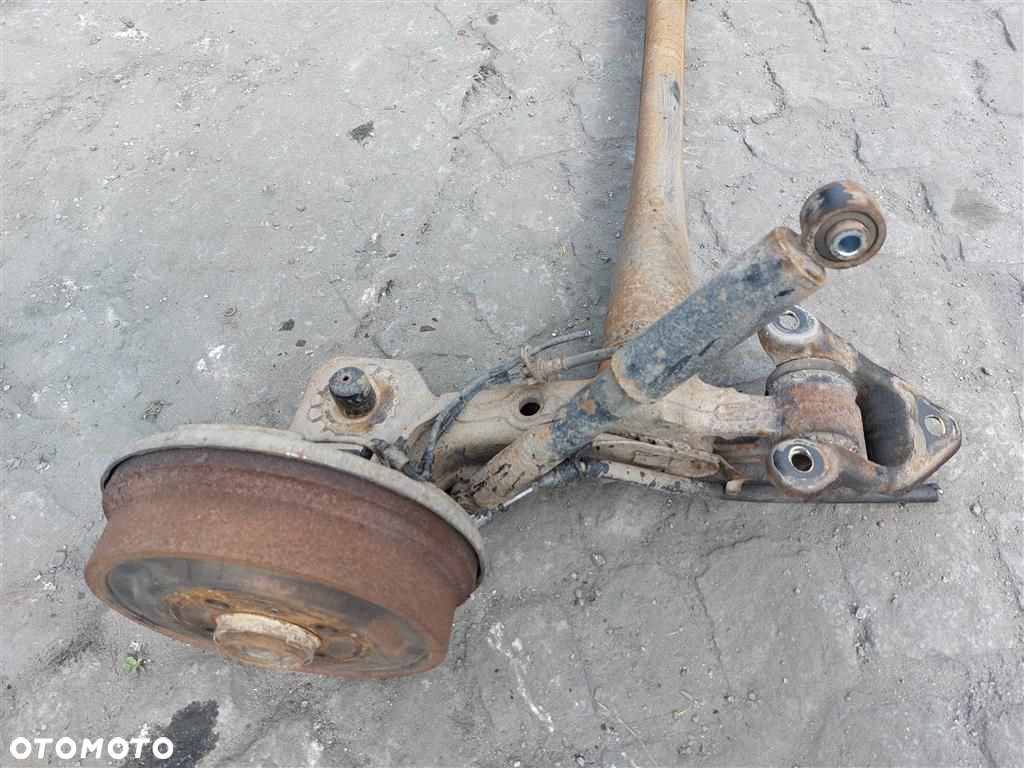 BELKA TYŁ POD PRZYCZEPĘ Opel Combo C 2001-2011R BĘBNY 4 ŚRUBY 4X100 - 8