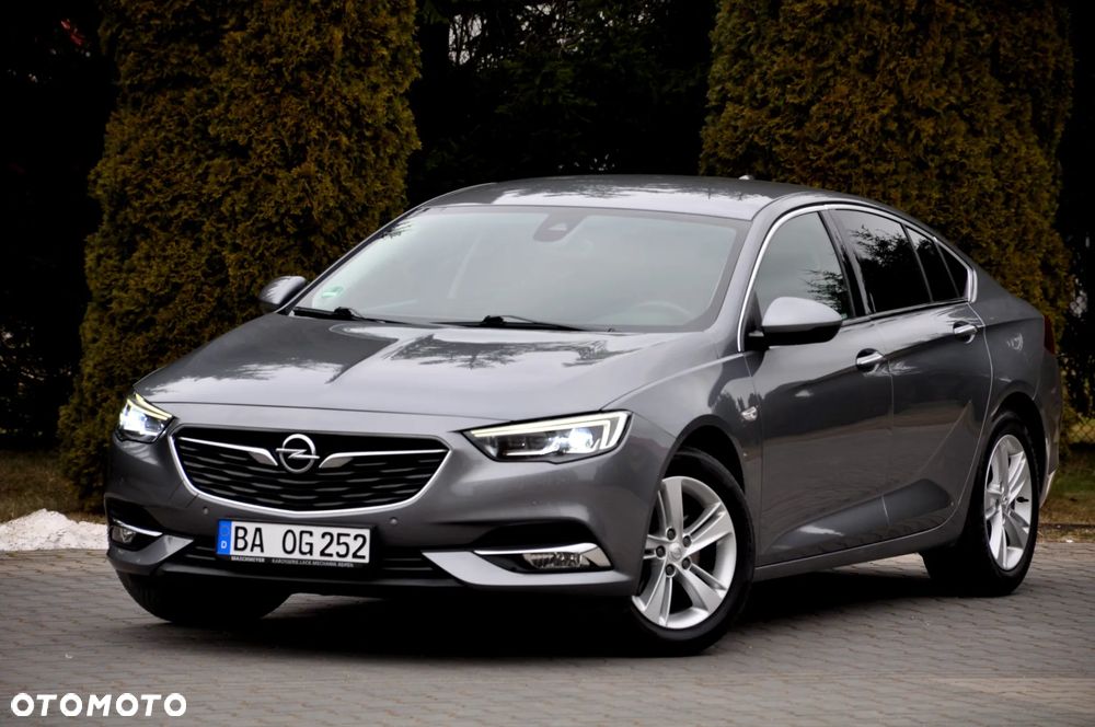 Opel Insignia 2.0 CDTI 4x4 ecoFLEX Start/Stop Business Edition - 2