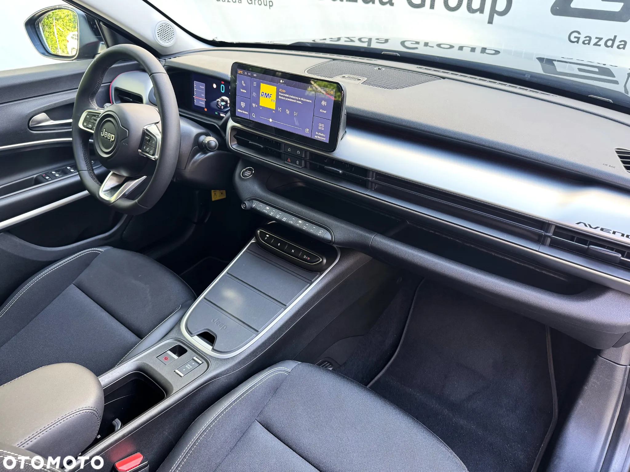 Jeep Avenger 1.2 T3 mHEV Summit FWD eDCT6 - 8