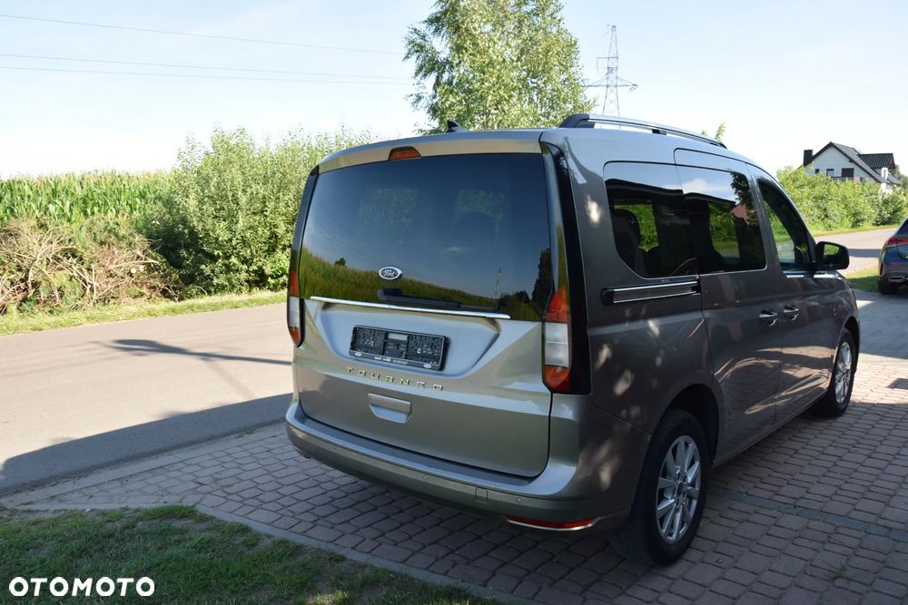Ford Tourneo Connect 2.0 EcoBlue Allrad TITANIUM - 3