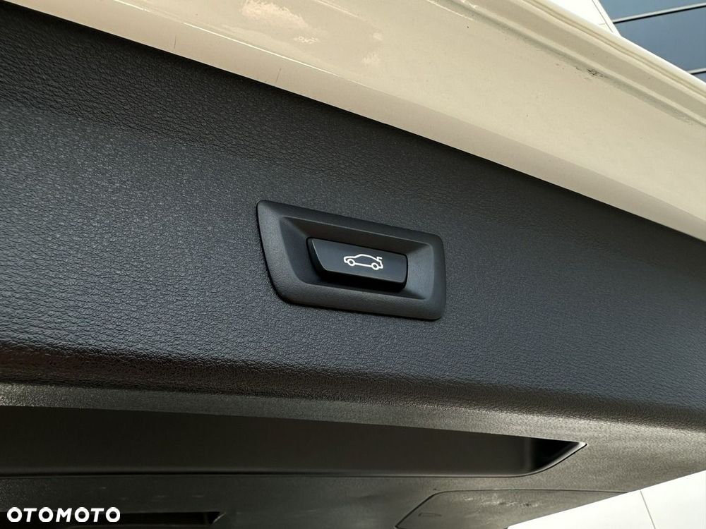BMW X1 xDrive25e Advantage - 19