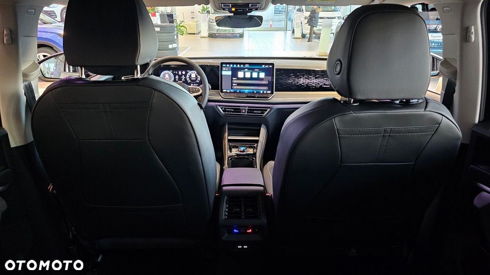 Volkswagen Tiguan - 22