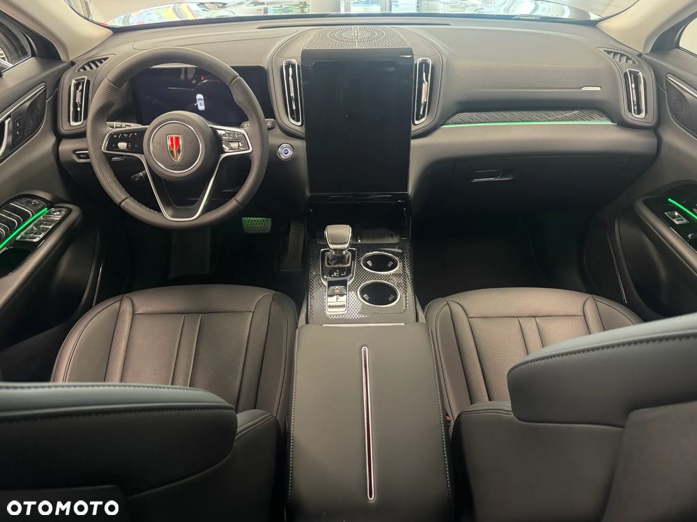 Hongqi HS3 2.0T AWD - 7