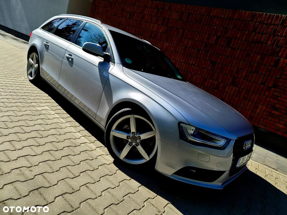 Audi A4 Avant 2.0 TDI ultra DPF Attraction - 11