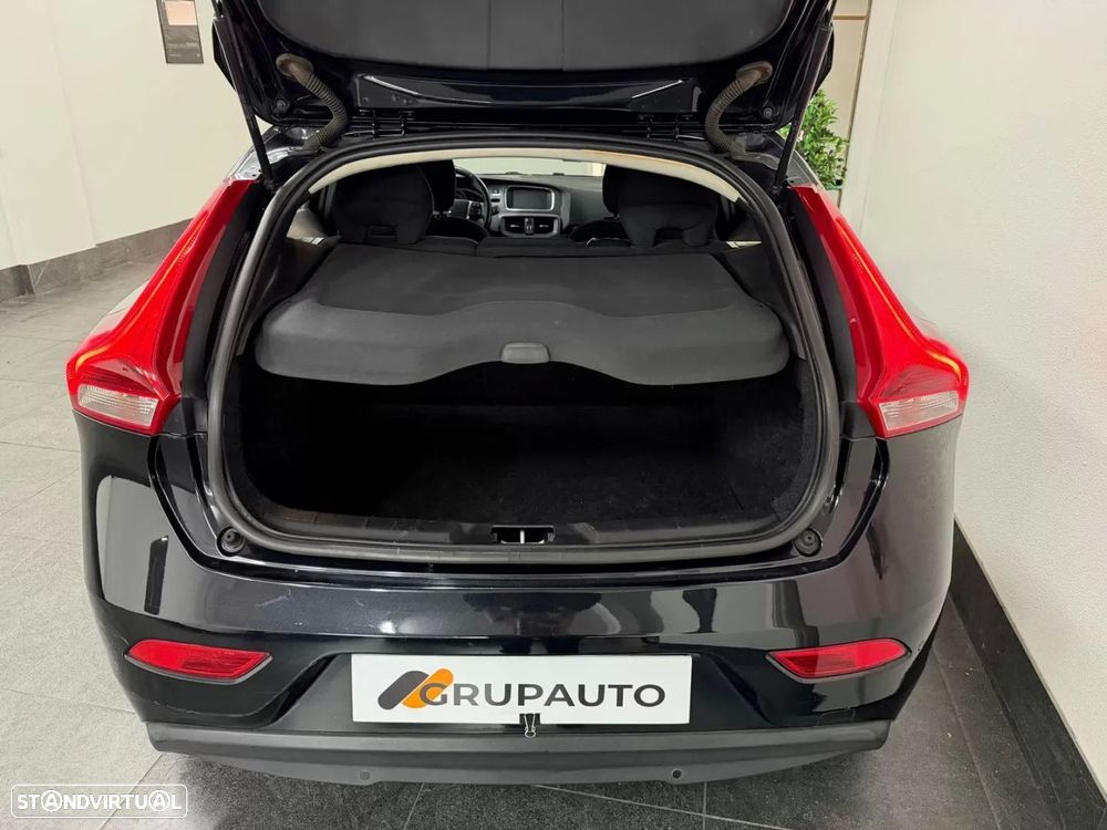 Volvo V40 1.6 D2 Kinetic - 16