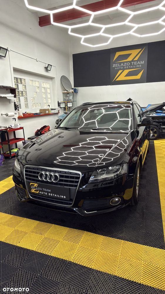Audi A4 Avant 2.0 TDI - 1