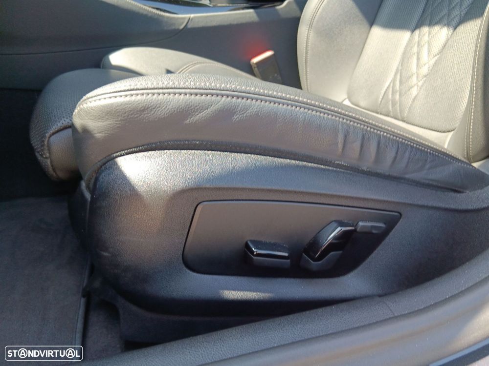 BMW 520 d Pack Desportivo M Auto - 15