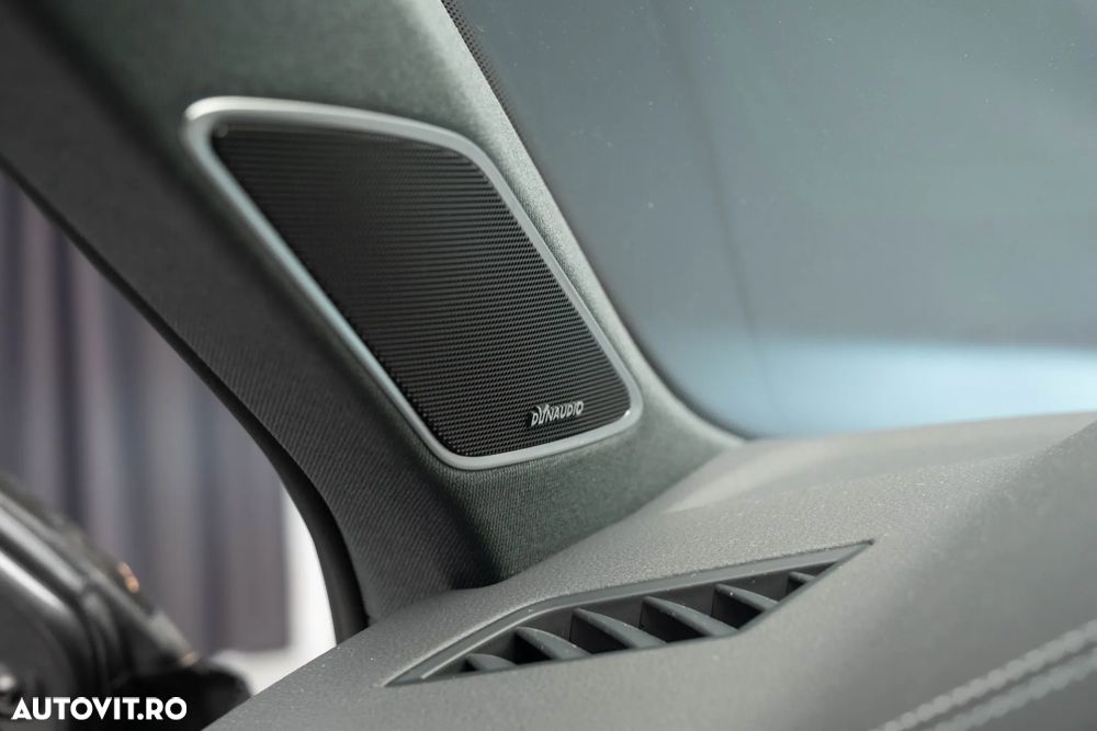 Volkswagen Touareg V6 TDI 4MOTION R-Line - 31