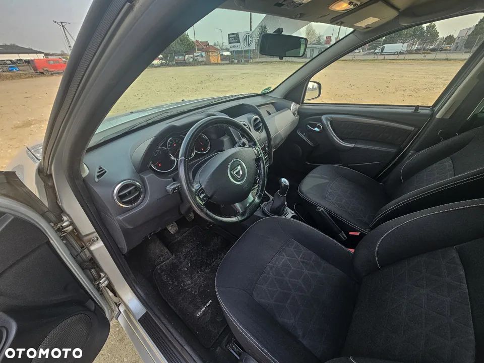 Dacia Duster 1.6 16V 105 4x2 Essentiel - 11