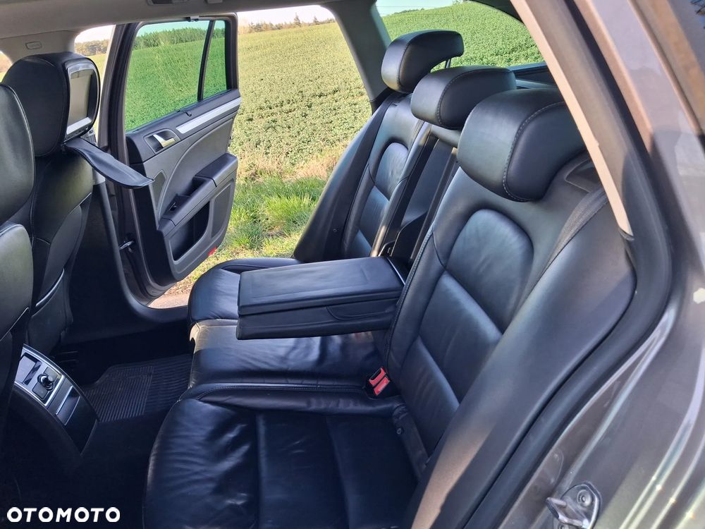 Skoda Superb 2.0 TDI DSG Ambition - 14