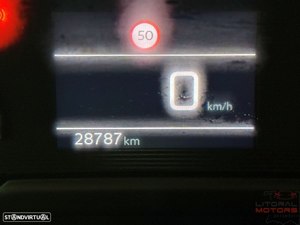 Peugeot 2008 1.2 PureTech SE Style - 26