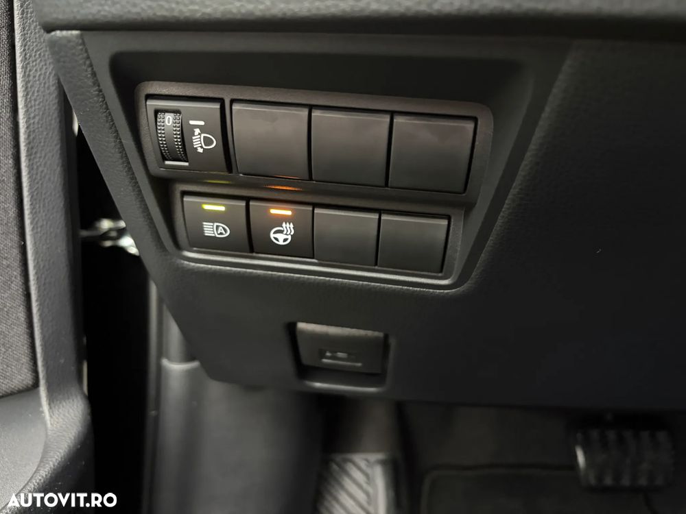 Toyota Yaris 1.5 VVT-i HSD Active - 20