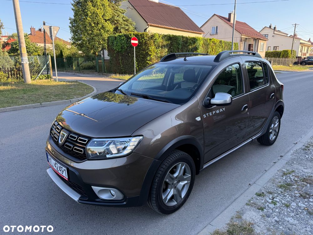 Dacia Sandero 0.9 TCe SL Celebration S&S - 1