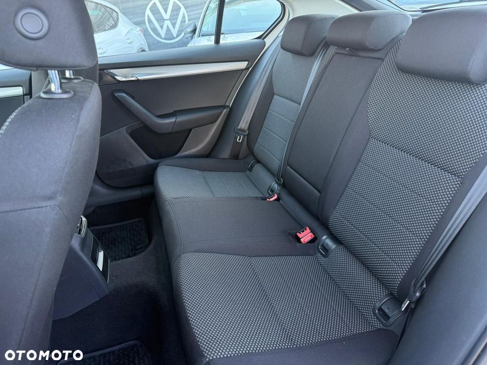 Skoda Octavia 1.6 TDI Ambition - 14