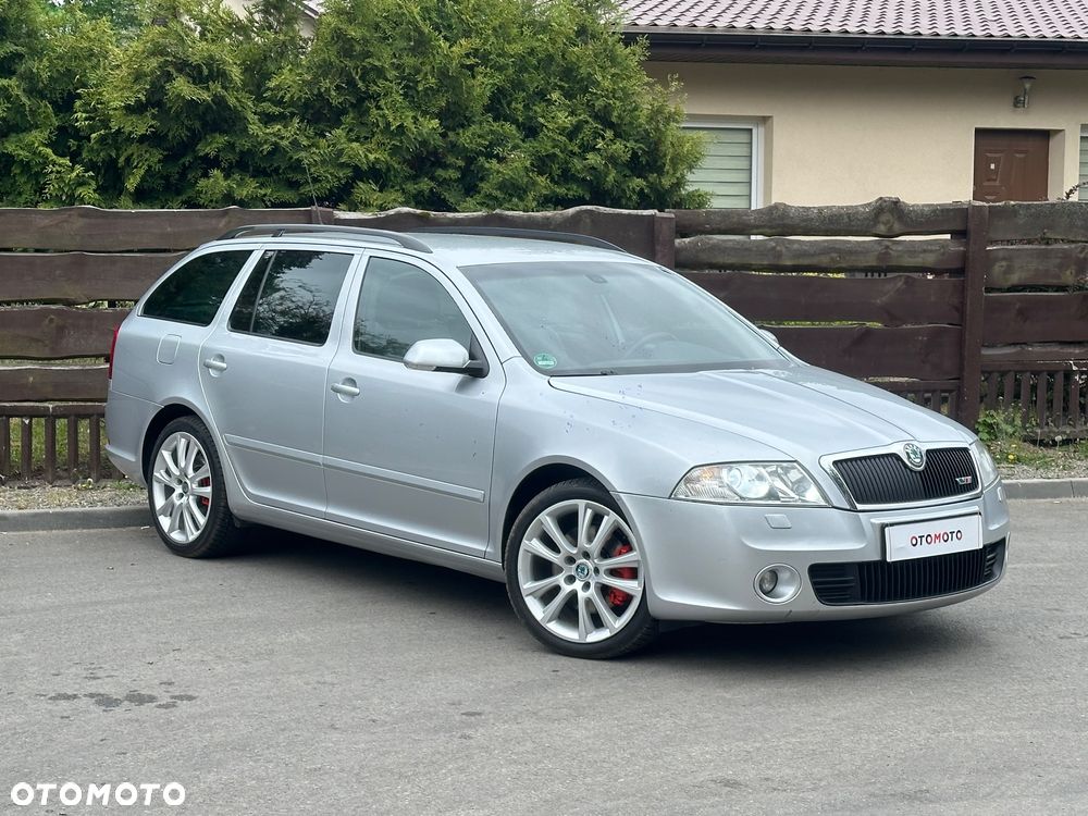 Skoda Octavia 2.0 TDI CR DPF RS - 10