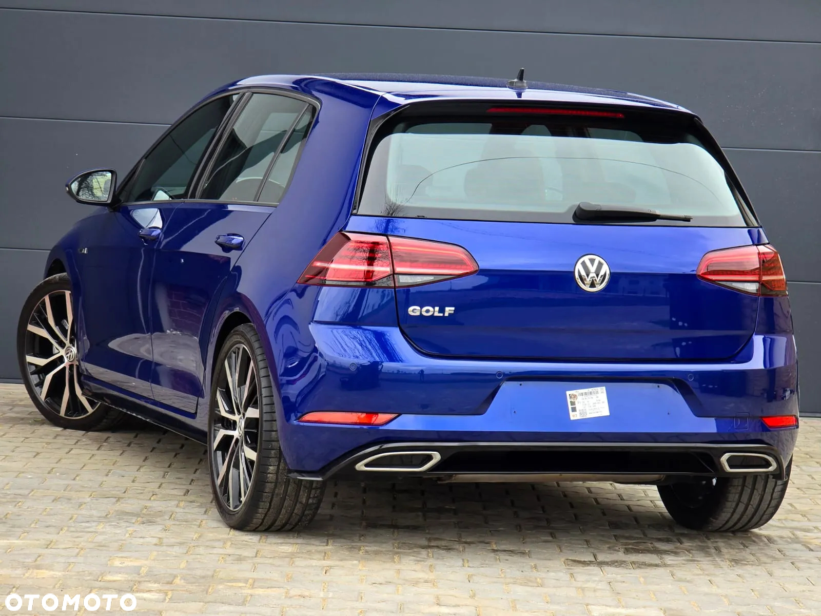 Volkswagen Golf - 4