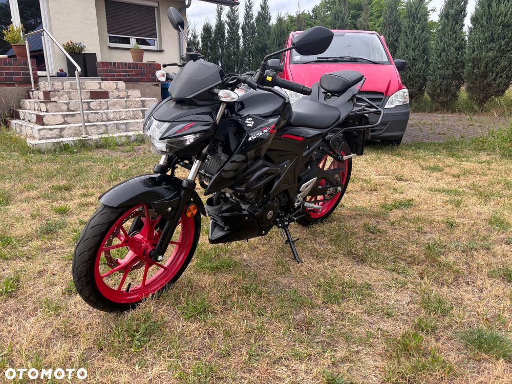 Suzuki GSX - 1
