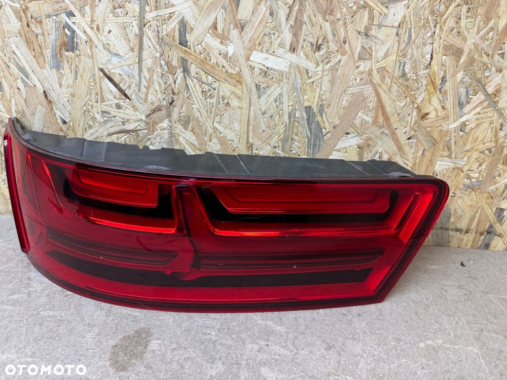 AUDI Q7 4M LAMPA LEWA TYLNA 4M0945093E MATRIX - 9