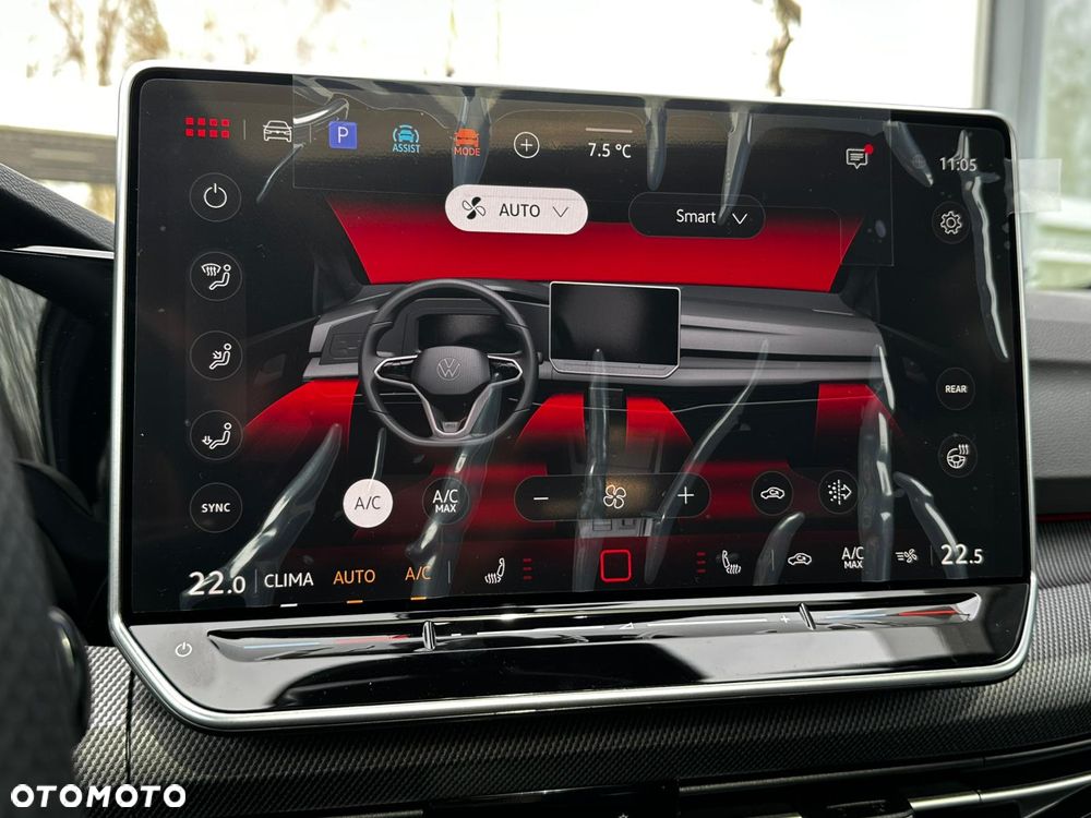 Volkswagen Golf - 25