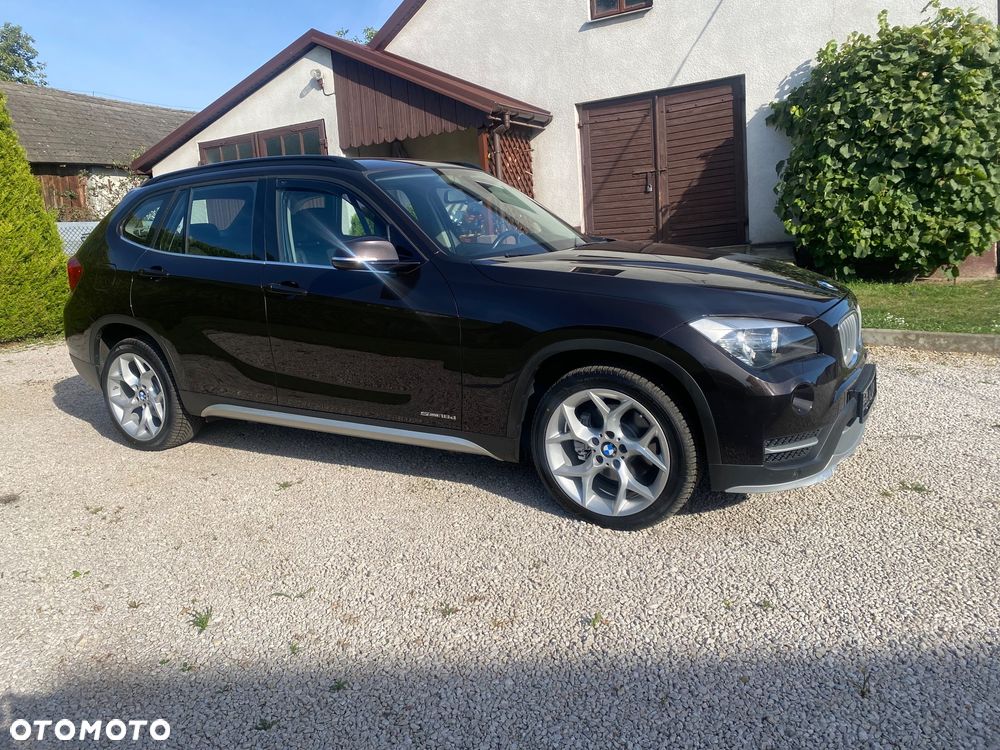 BMW X1 sDrive18d xLine - 12