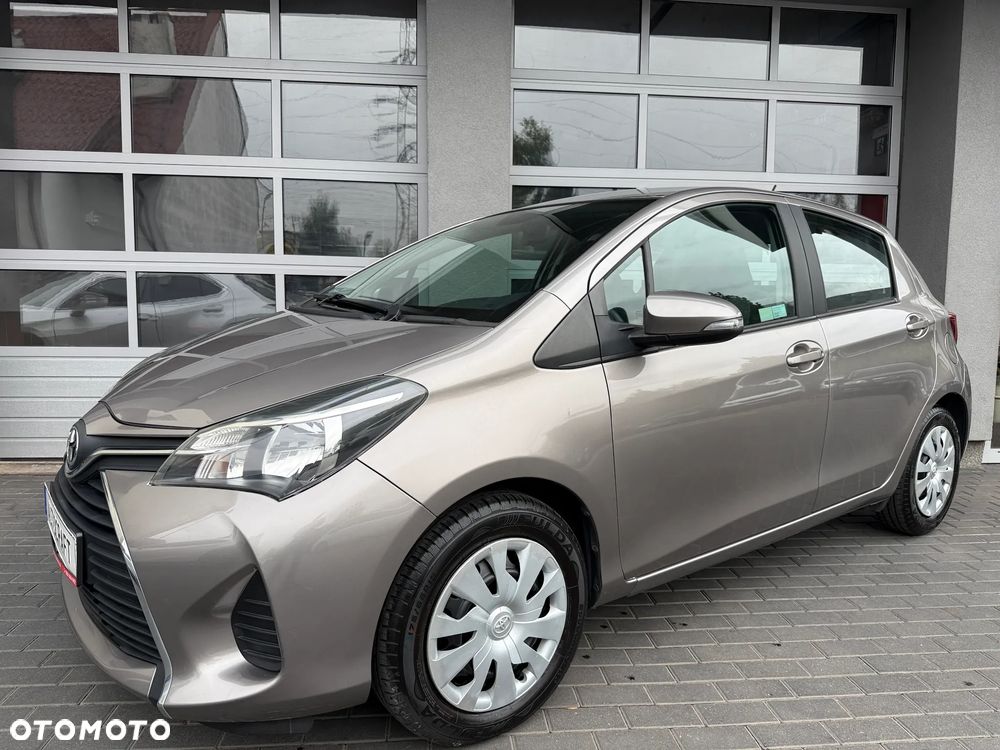 Toyota Yaris 2015 photo 3
