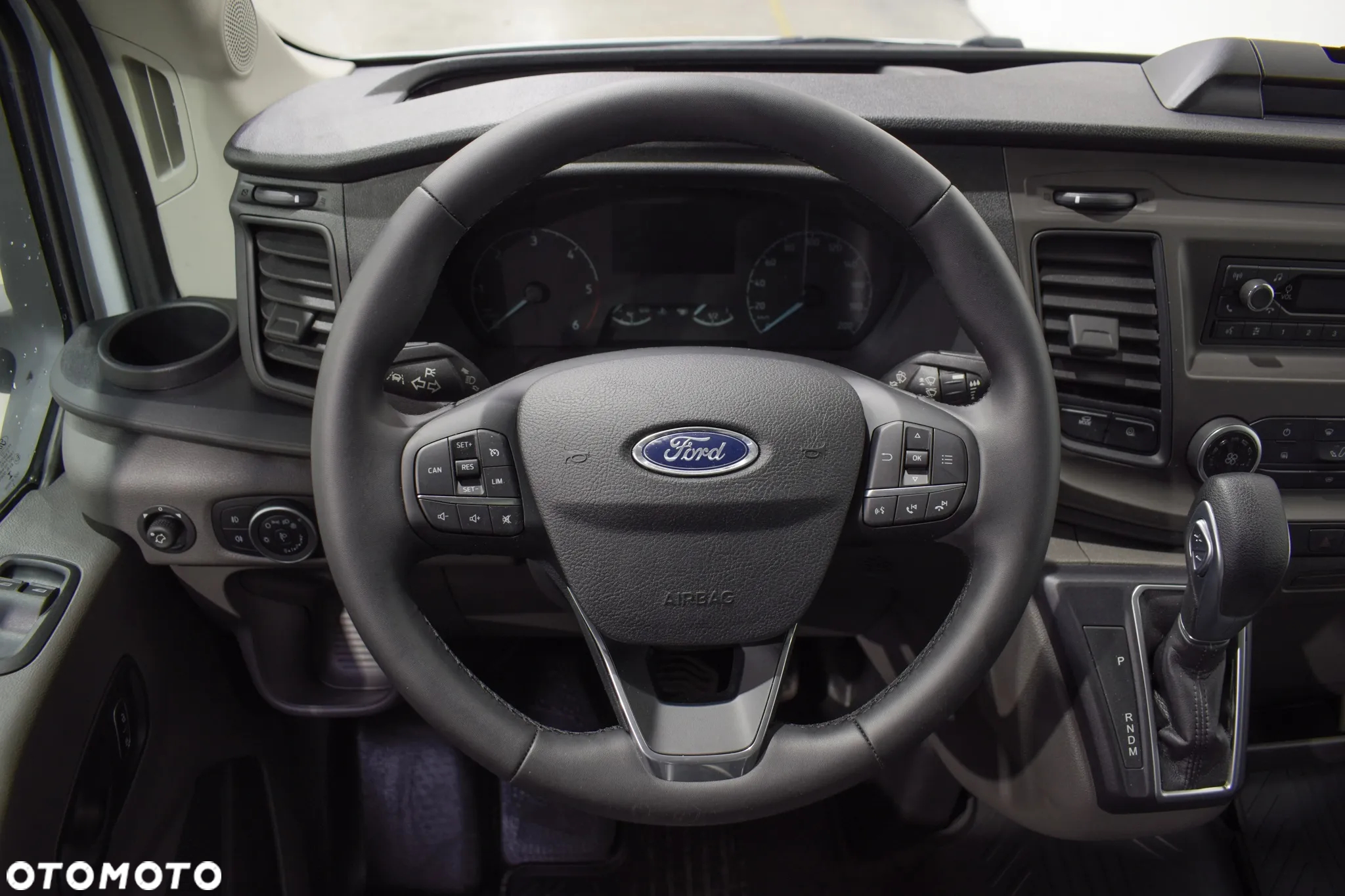 Ford Transit - 13