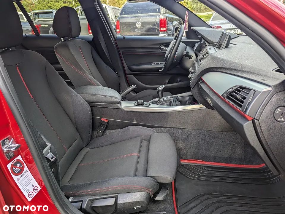 BMW Seria 1 116d - 24
