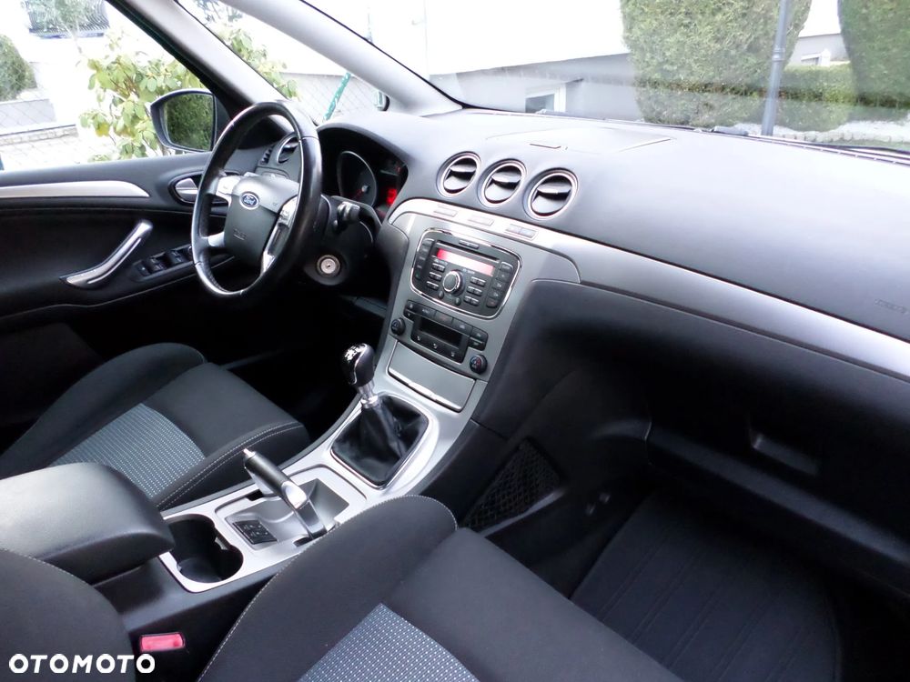 Ford S-Max 2.0 TDCi Trend - 17