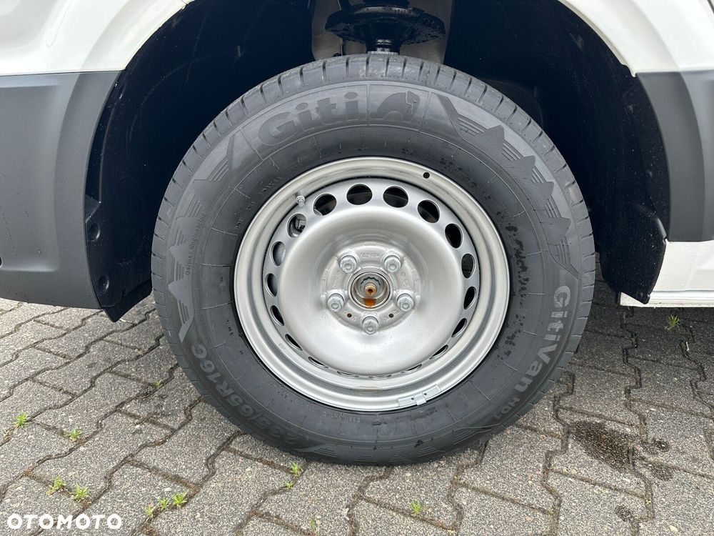 Volkswagen Crafter 35 2.0 TDI L3H3 3640 177 KM - 24