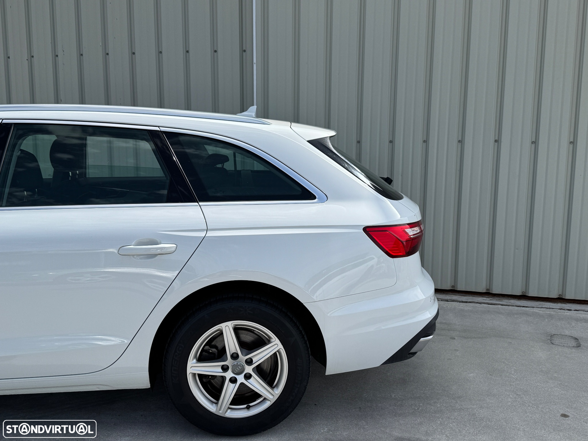 Audi A4 Avant 35 TDI Advanced S tronic - 5