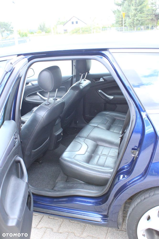 Ford Mondeo - 22