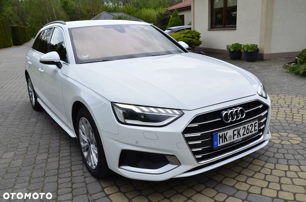 Audi A4 Avant 35 TFSI S tronic S line - 10