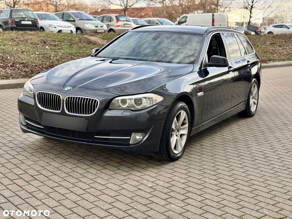BMW Seria 5 520d Luxury Line - 2