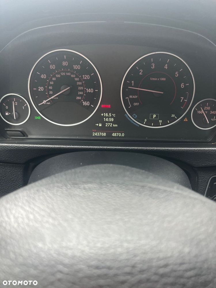BMW Seria 3 328i xDrive - 10