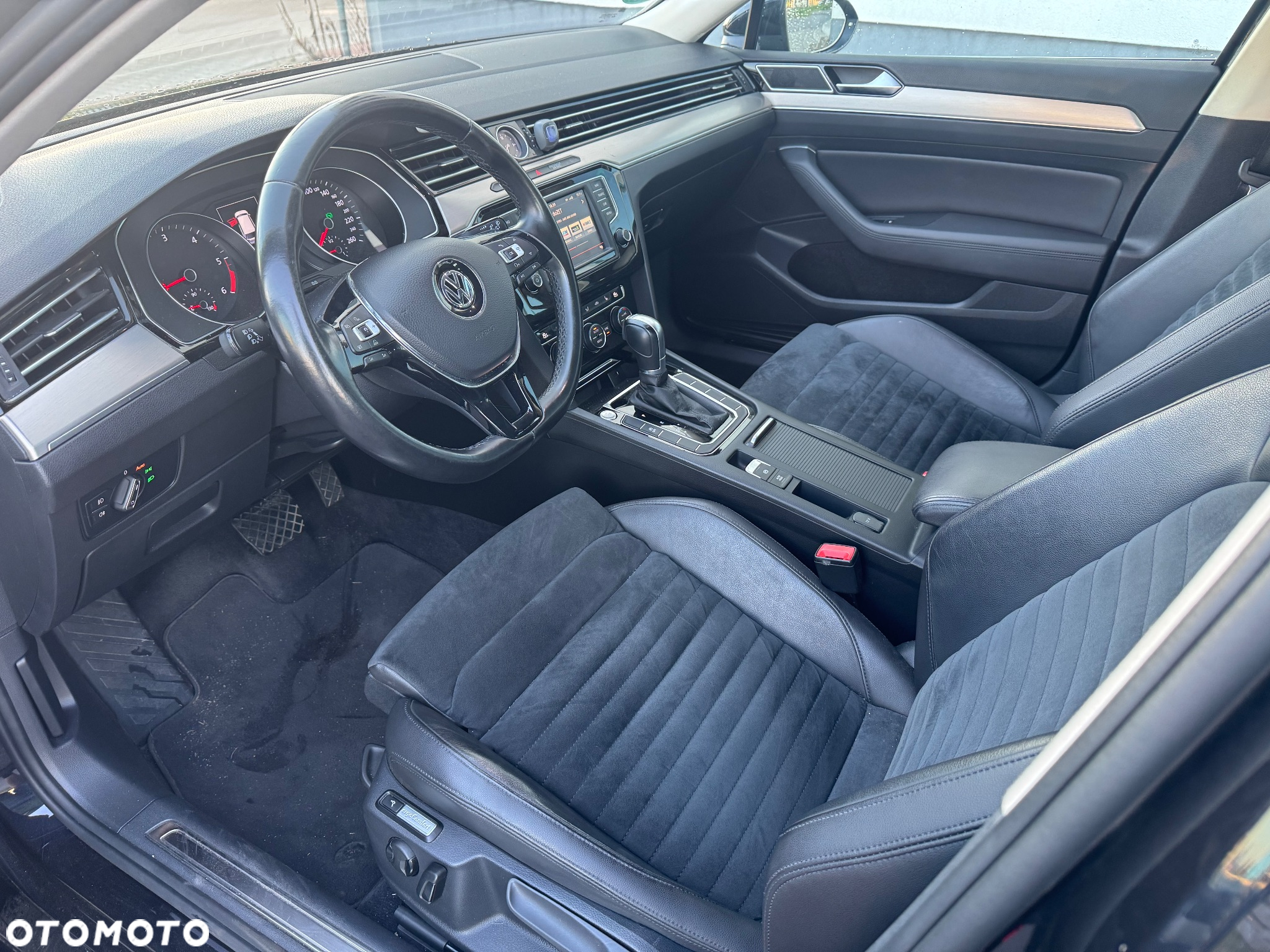 Volkswagen Passat 2.0 TDI BMT Highline DSG - 13